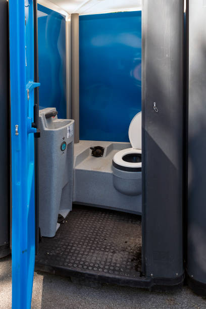 Portable Toilet Options We Offer in Fairhope, AL