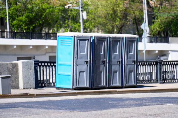 Best Porta potty delivery and setup  in Fairhope, AL